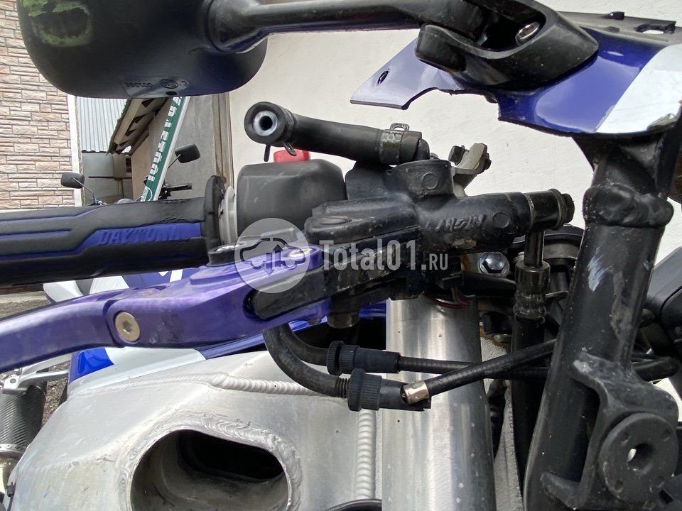 Фото Suzuki GSX-R600 24