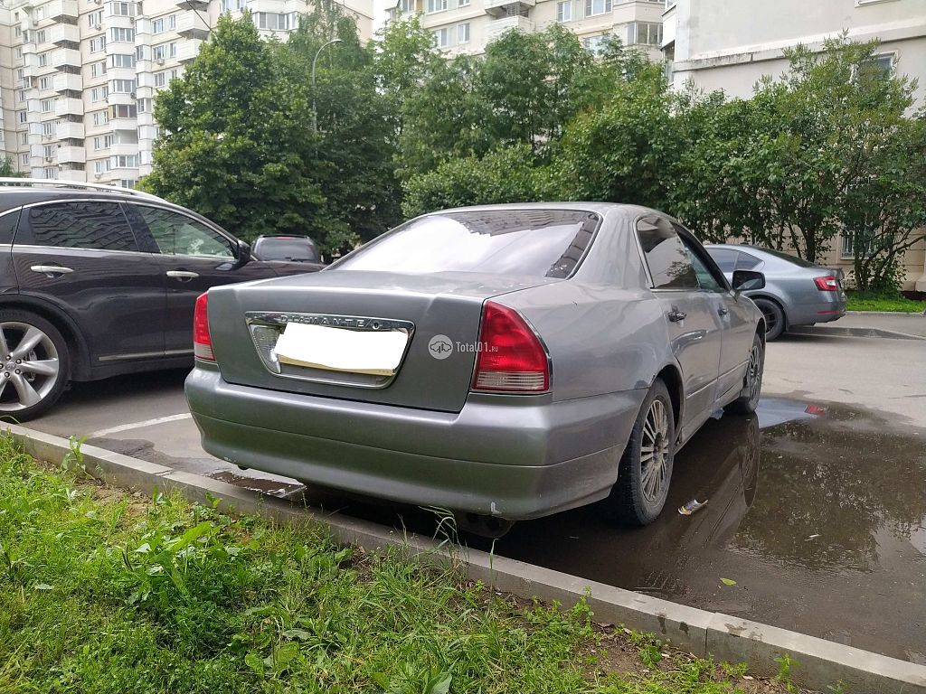 Фото Mitsubishi Diamante 8