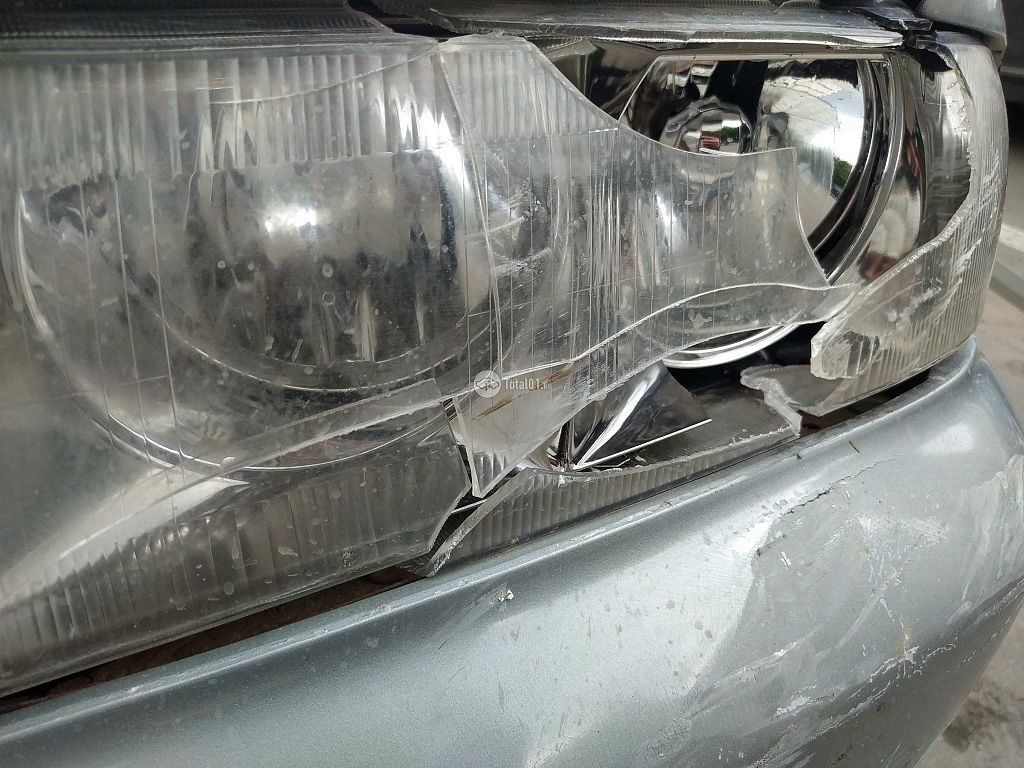 Фото Mitsubishi Diamante 18