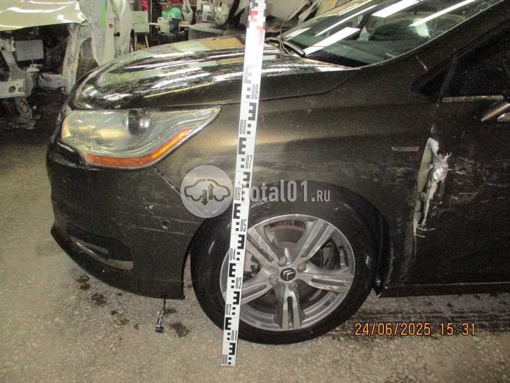 Фото Citroen C4 10