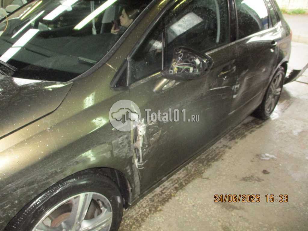 Фото Citroen C4 16