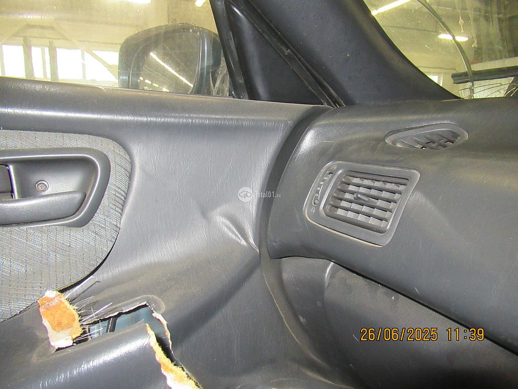 Фото Toyota Corona Exiv 76