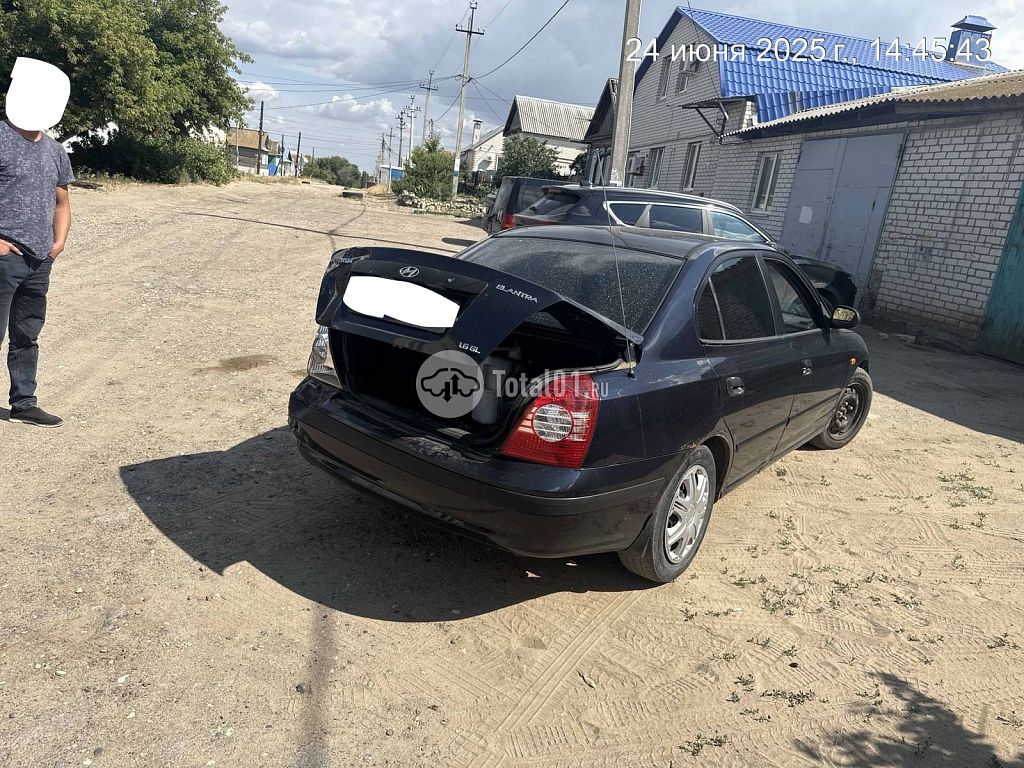 Фото Hyundai Elantra 6