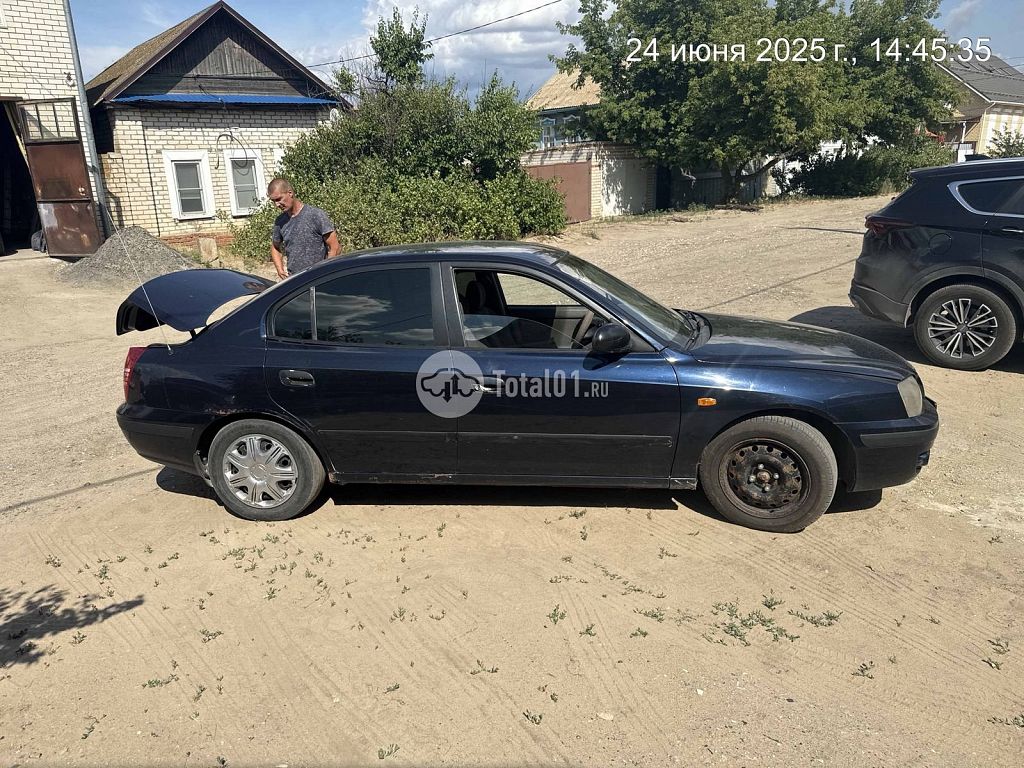 Фото Hyundai Elantra 10