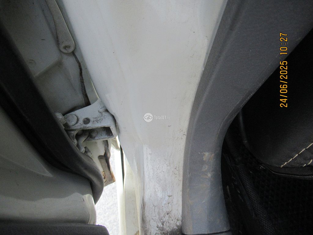 Фото Mitsubishi Lancer 100