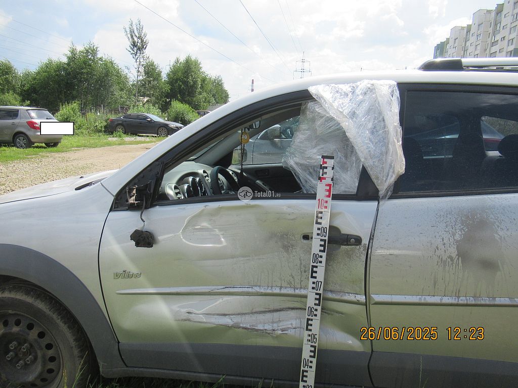 Фото Pontiac Vibe 10