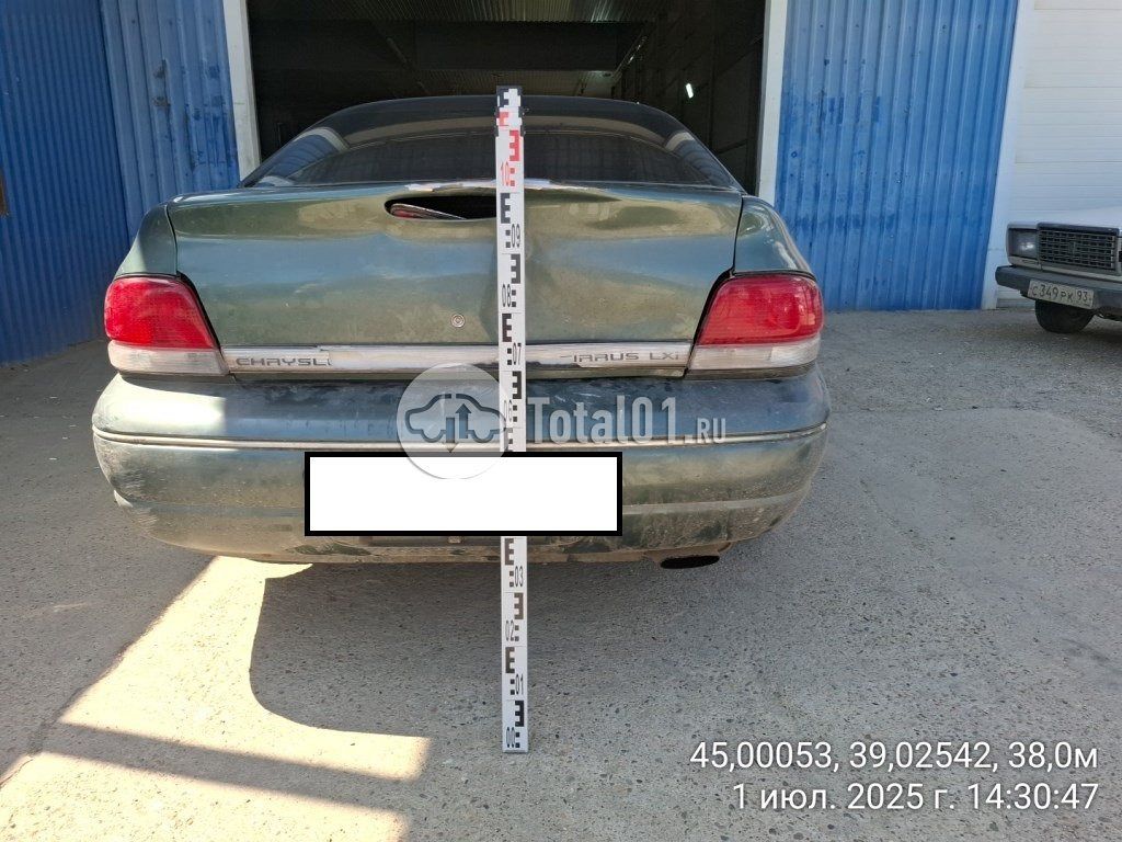 Фото Chrysler Cirrus 14