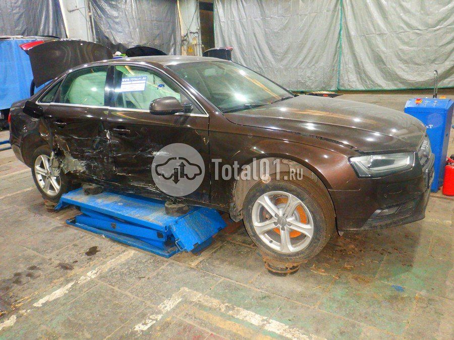 Фото Audi A4 8