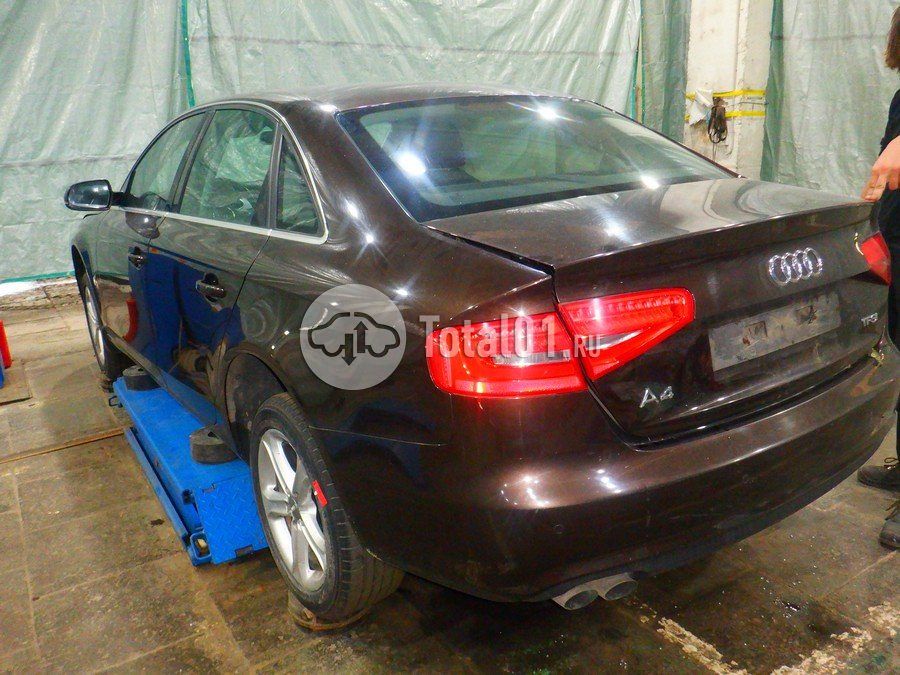 Фото Audi A4 16