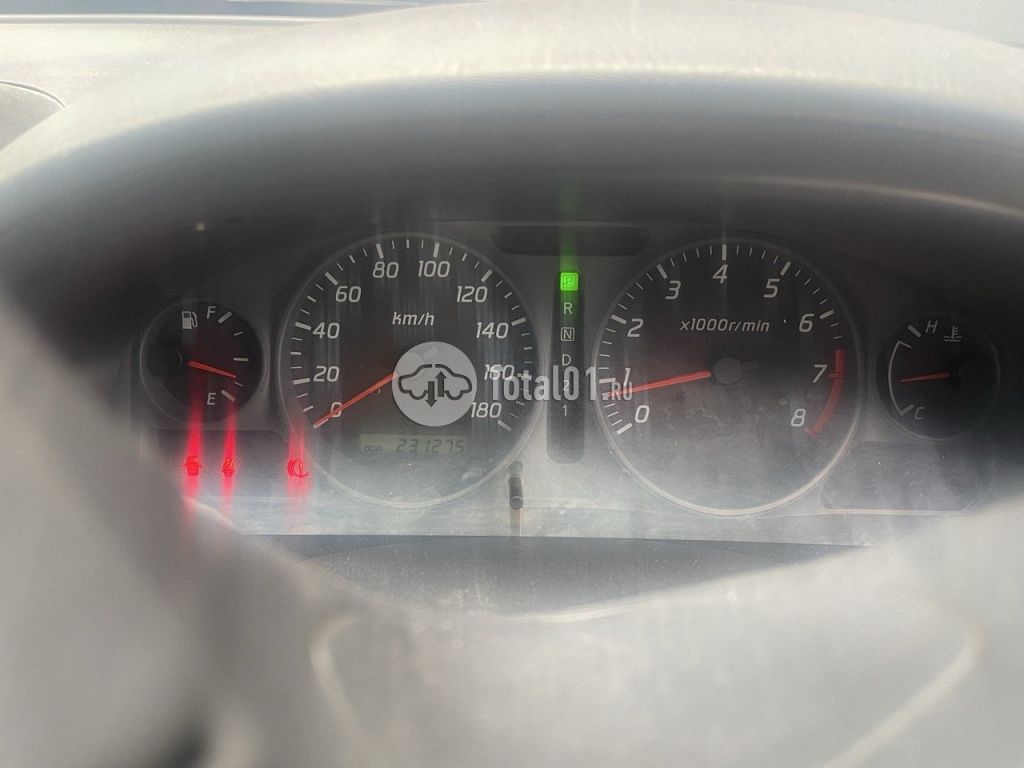 Фото Nissan Wingroad 8