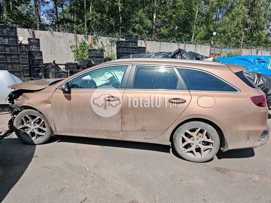 Фото KIA cee\'d 14