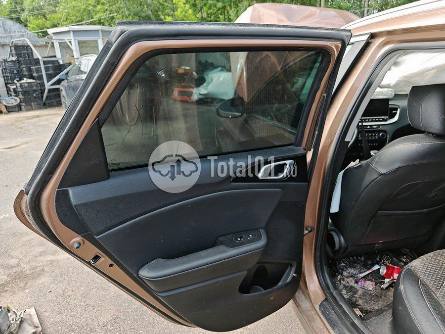 Фото KIA cee\'d 108