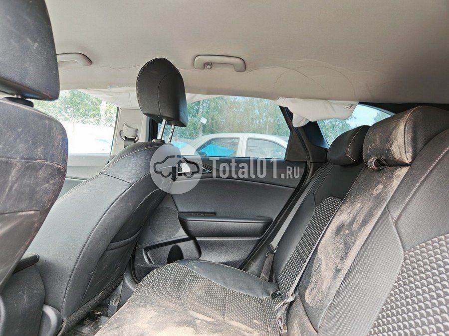 Фото KIA cee\'d 118