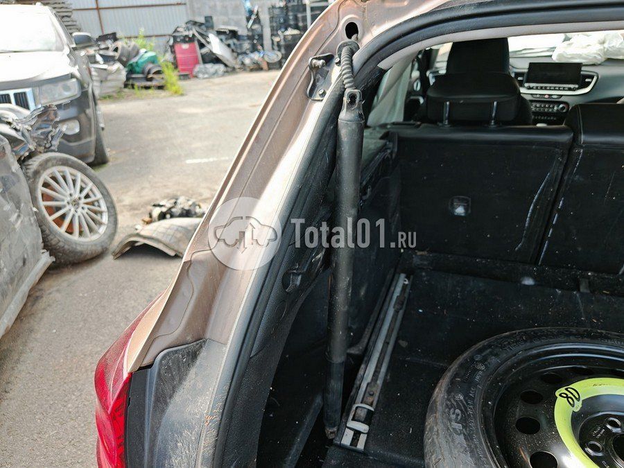 Фото KIA cee\'d 128
