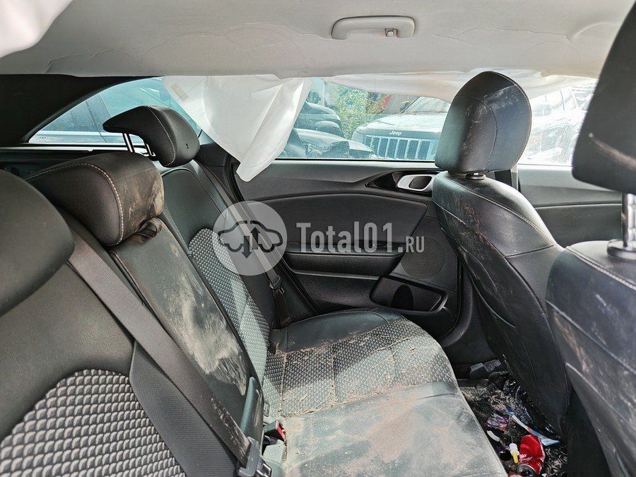 Фото KIA cee\'d 156