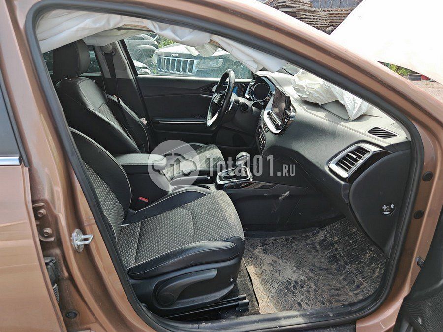 Фото KIA cee\'d 162