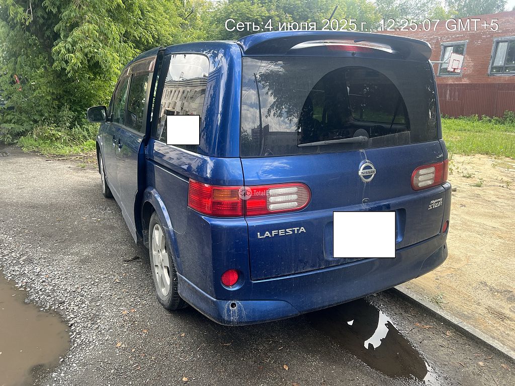 Фото Nissan Lafesta 6