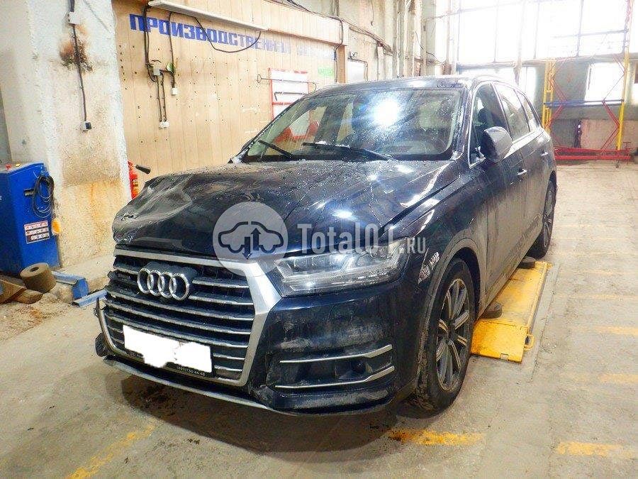 Фото Audi Q7 2