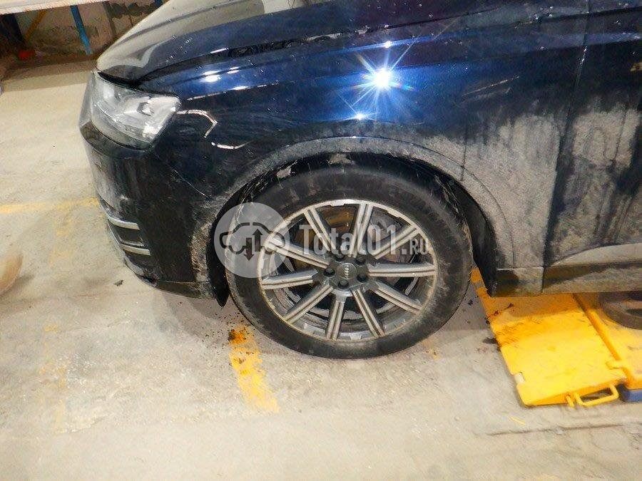 Фото Audi Q7 16