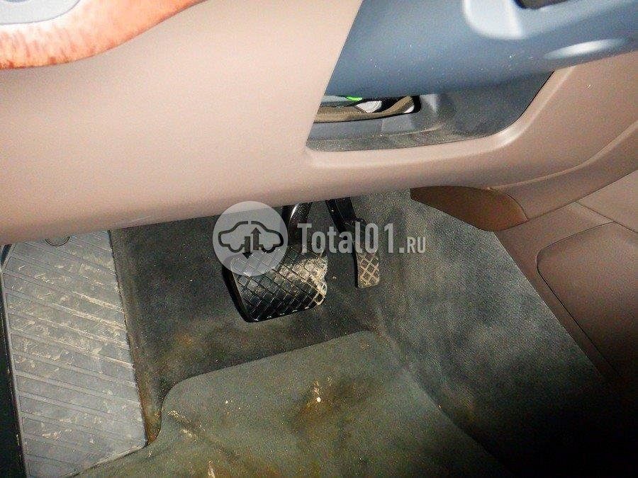 Фото Audi Q7 40