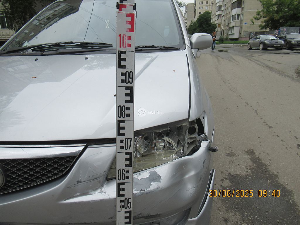 Фото Mazda Premacy 14