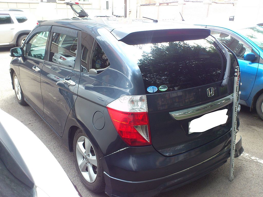 Фото Honda Edix 8