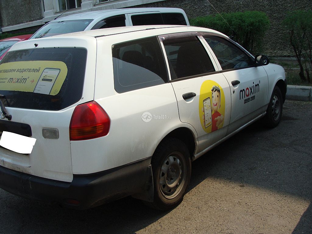 Фото Mazda 323 8