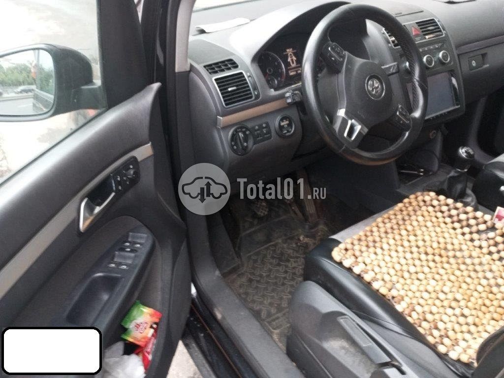 Фото Volkswagen Touran 18