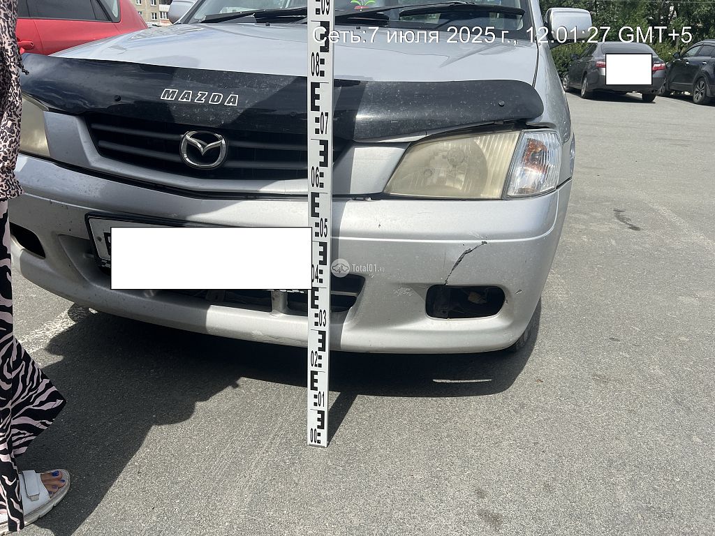 Фото Mazda Demio 10