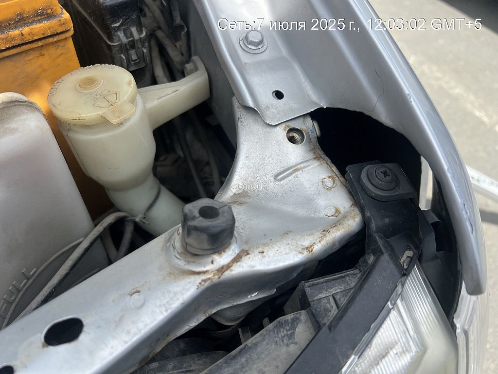 Фото Mazda Demio 70