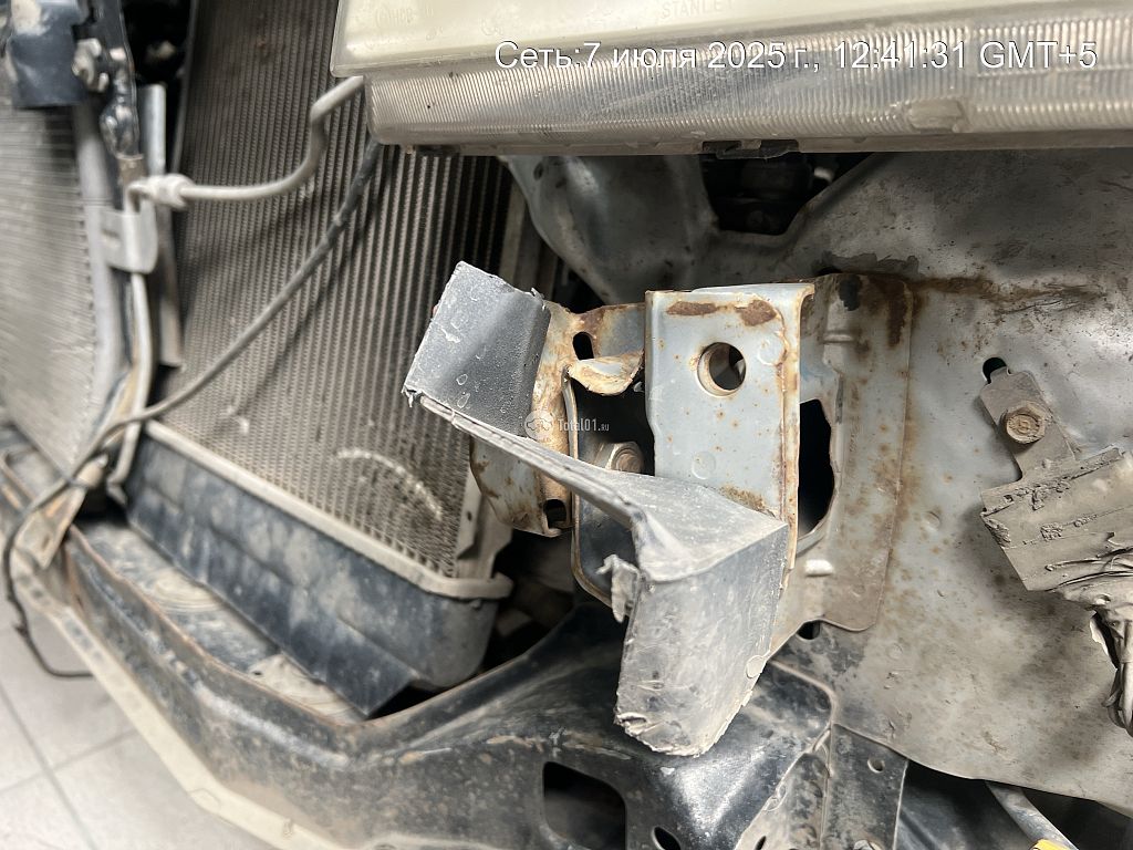 Фото Mazda Demio 104