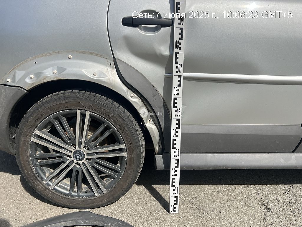 Фото Pontiac Vibe 10