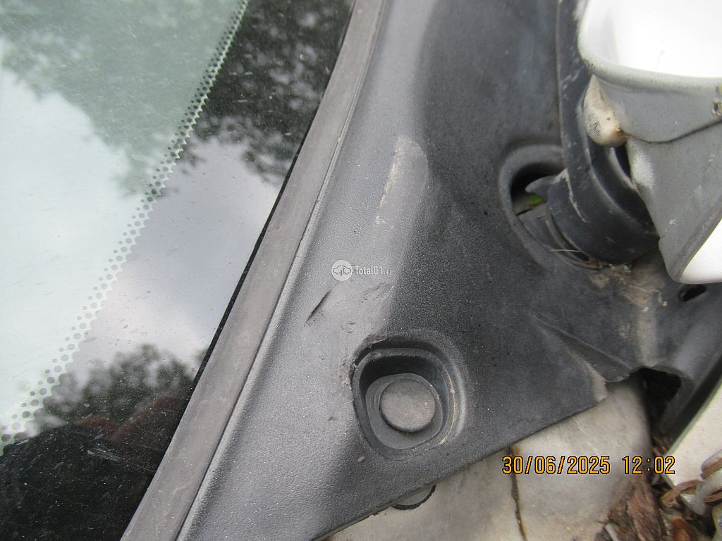 Фото Nissan Bassara 26
