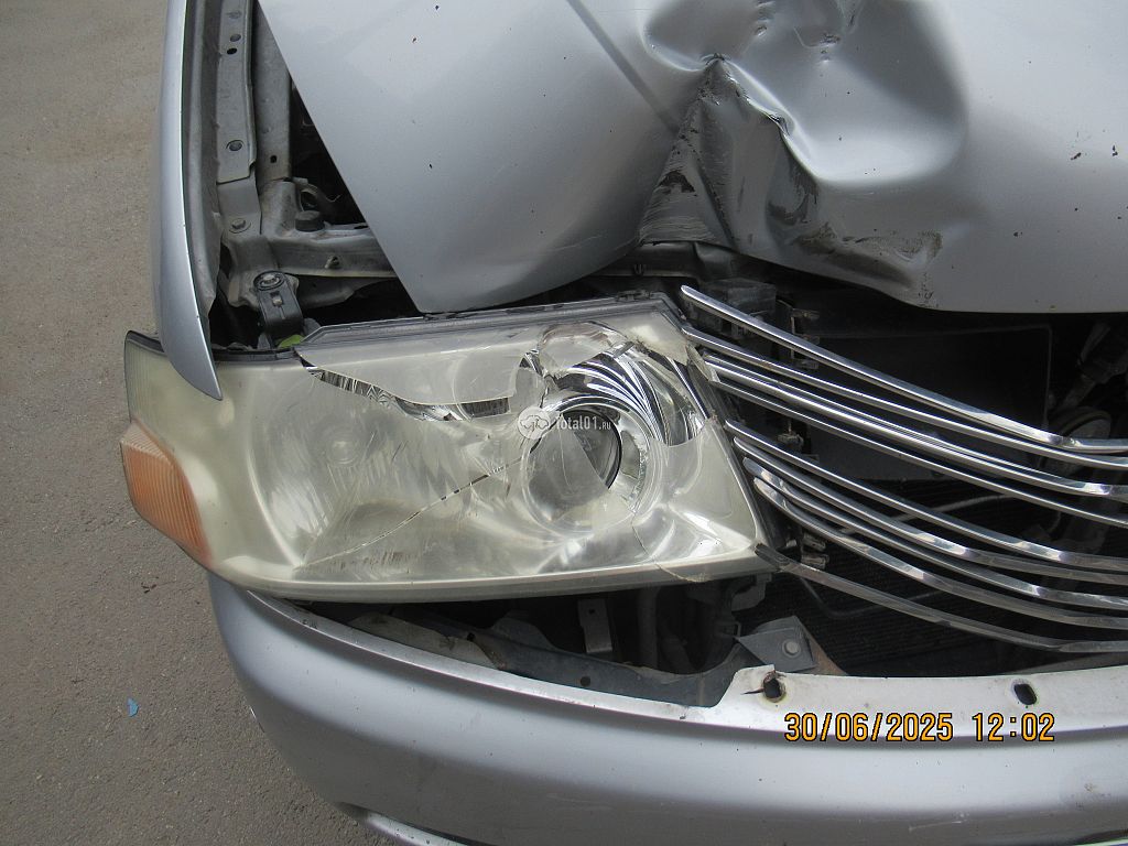 Фото Nissan Bassara 34