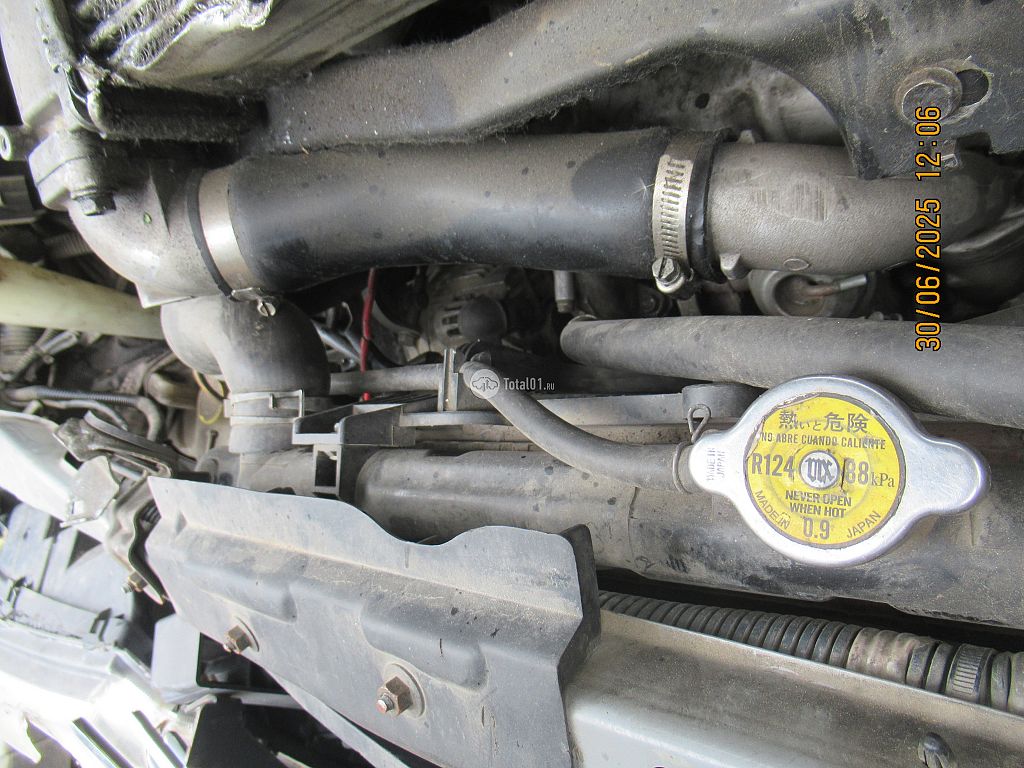 Фото Nissan Bassara 140