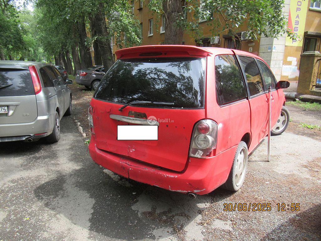 Фото Mazda MPV 2