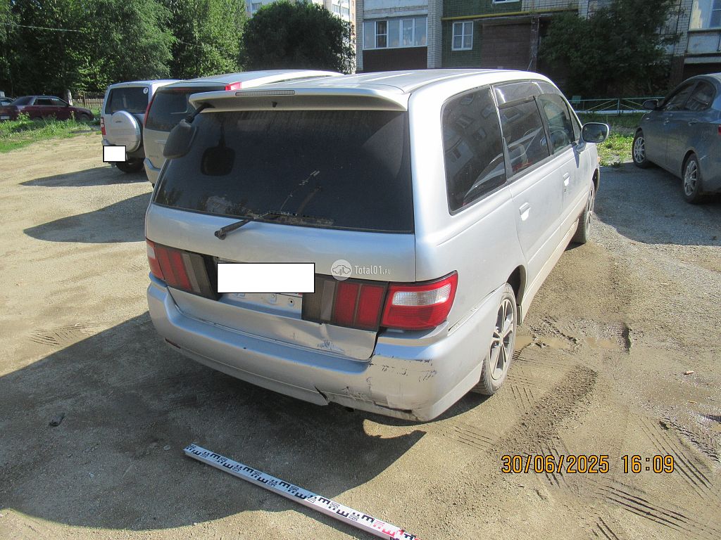 Фото Nissan Bassara 2