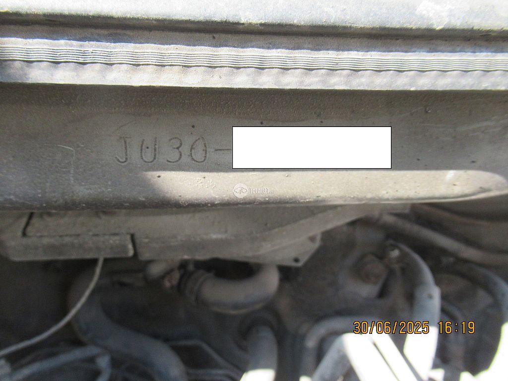 Фото Nissan Bassara 12