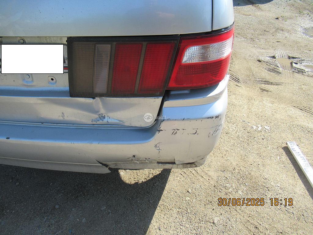 Фото Nissan Bassara 18