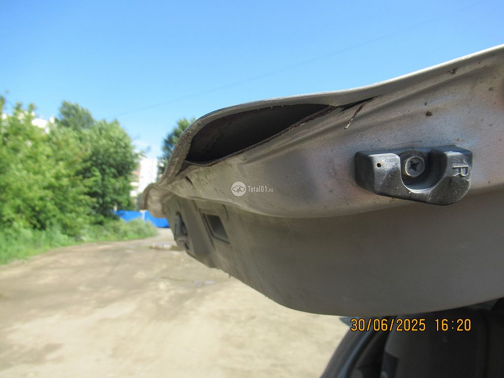 Фото Nissan Bassara 50