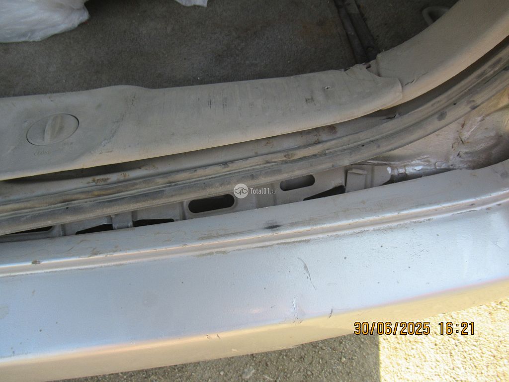 Фото Nissan Bassara 62