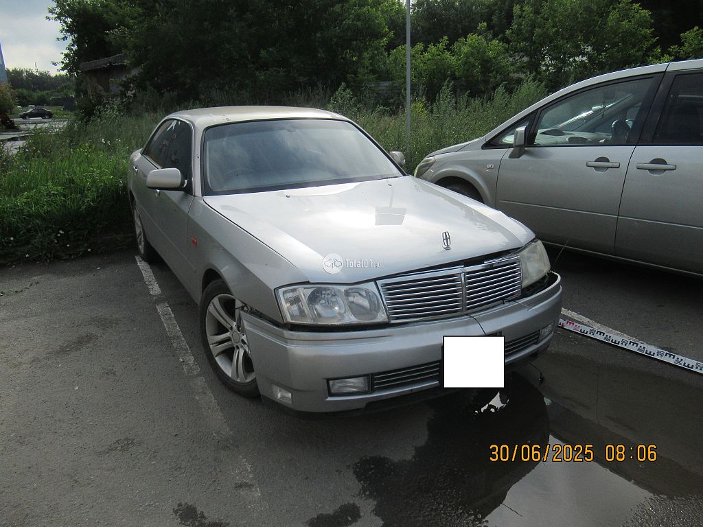 Фото Nissan Gloria 4
