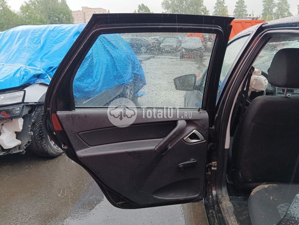 Фото ВАЗ (LADA) Granta 90