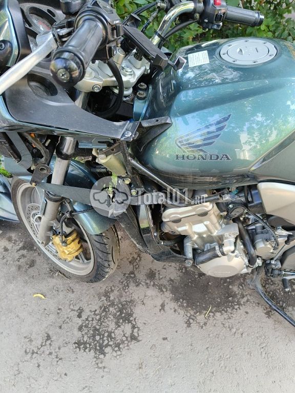 Фото Honda CBR 1000 SA 70