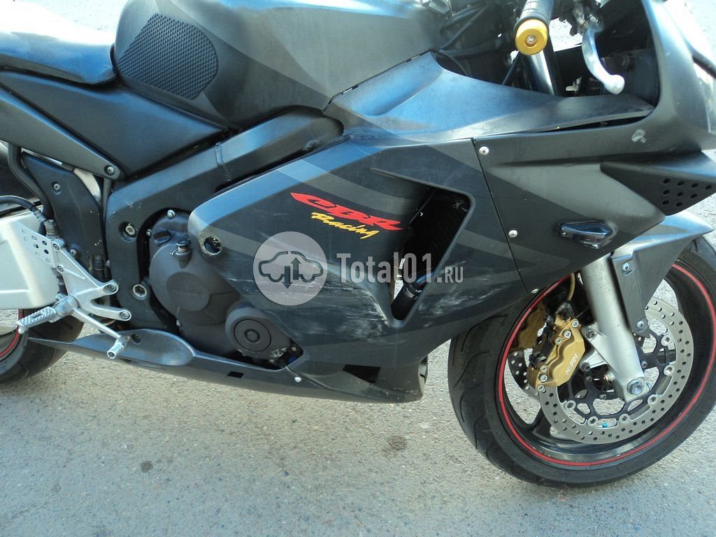 Фото Honda CBR600RR 10
