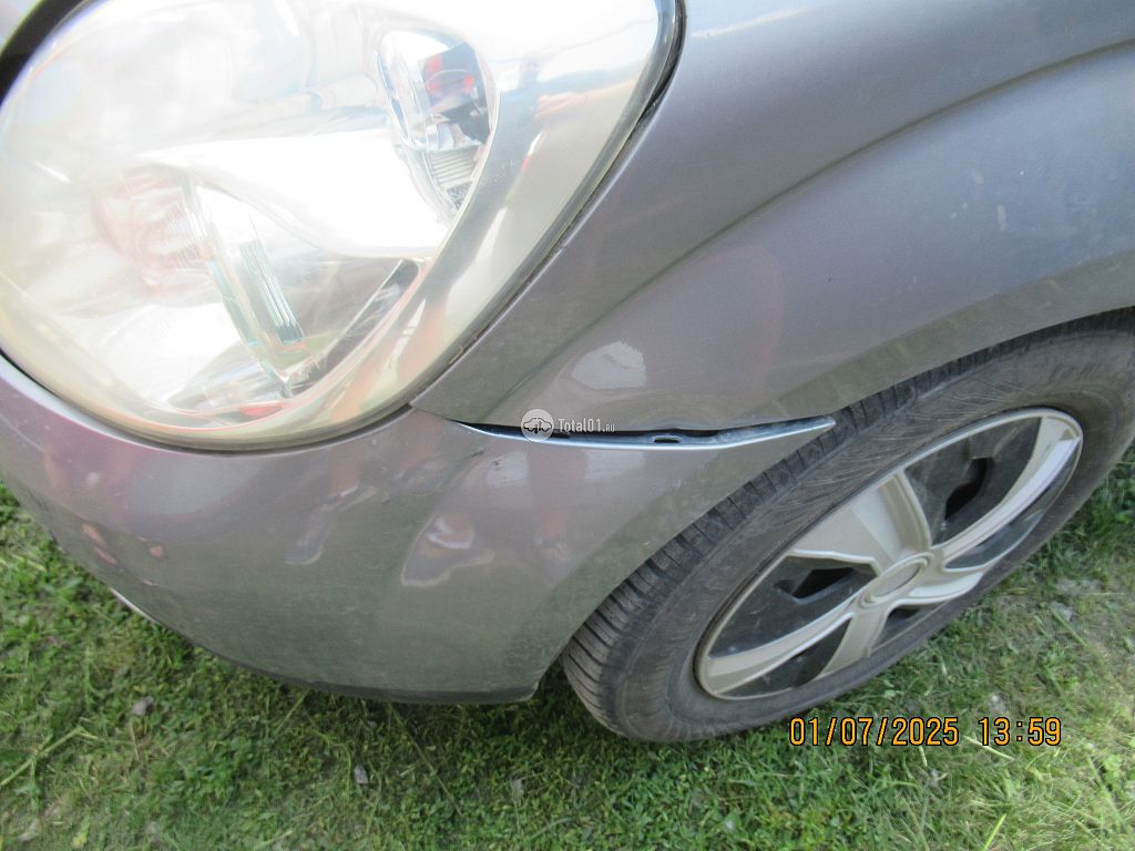 Фото Mazda Verisa 60