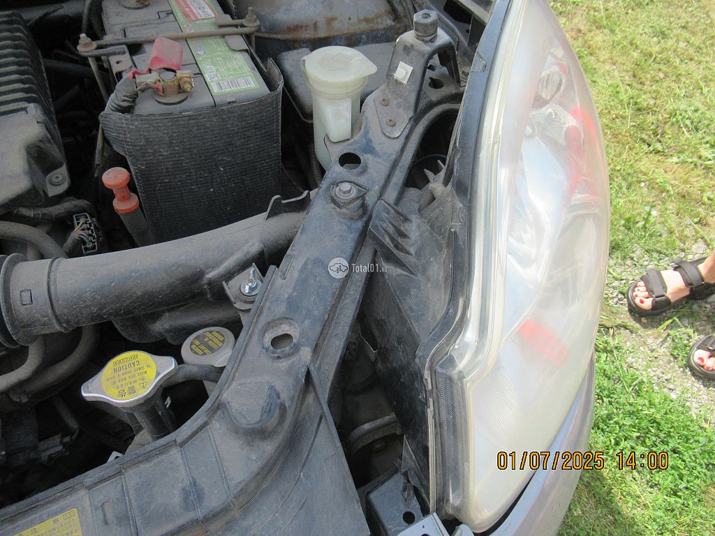 Фото Mazda Verisa 92