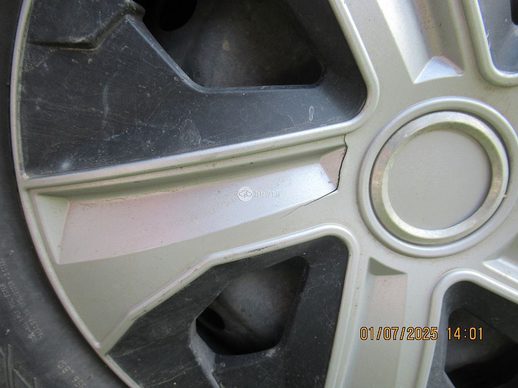 Фото Mazda Verisa 110