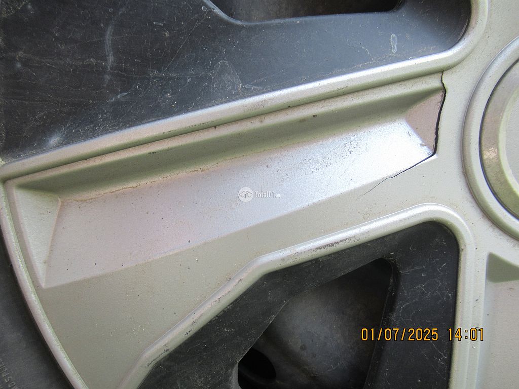 Фото Mazda Verisa 112