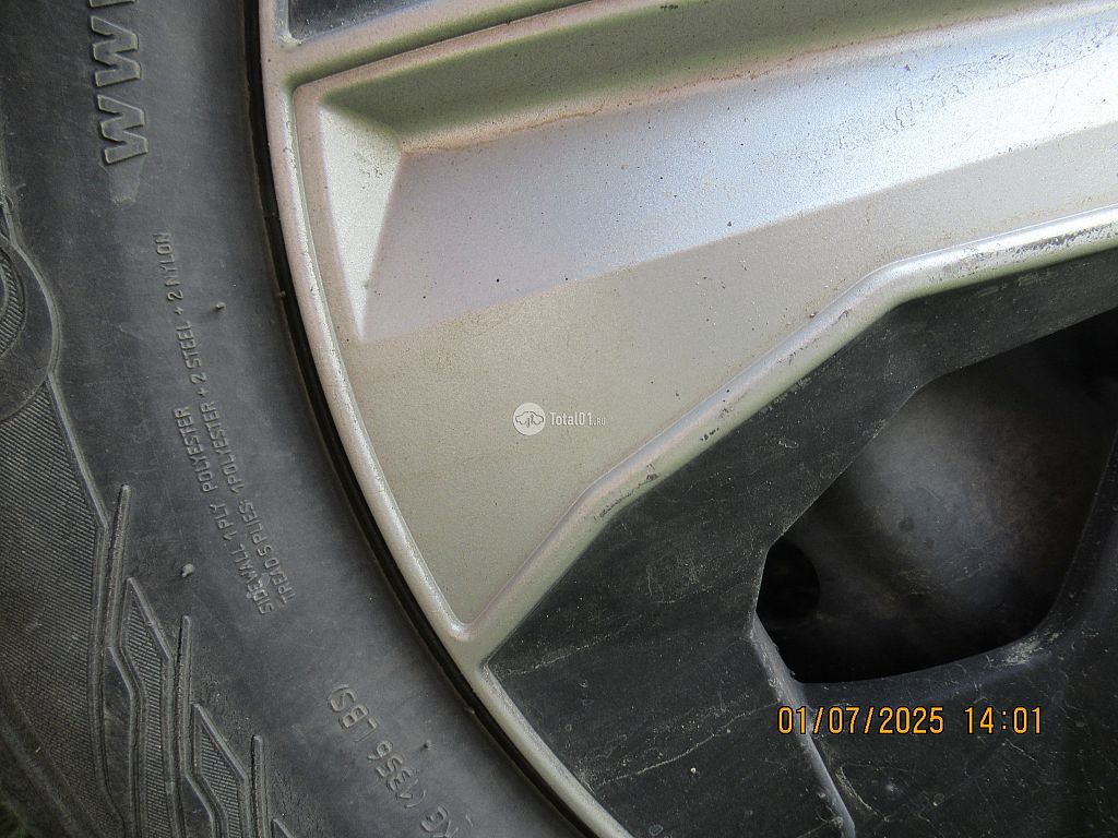 Фото Mazda Verisa 114
